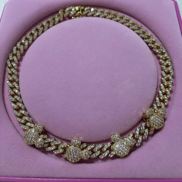 Diamond Dolls Co - Elegant Necklace with Mickey Accents - Picture 3 of 6
